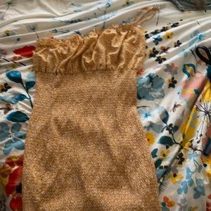 I don’t fit it but it’s so cute